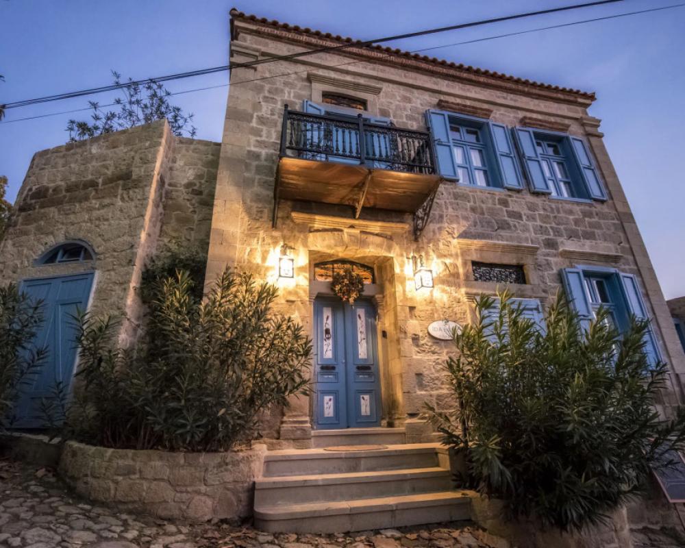 Ida Blue, Adatepe - Adults Only