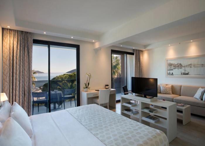 Palmon Bay Hotel & Spa