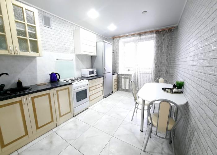 Odejalkin na Lenina 36A Flat