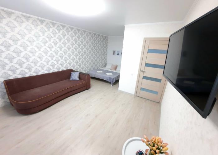 Odejalkin na Lenina 36A Flat