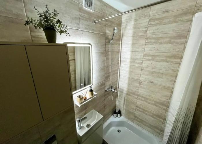 Odejalkin na Jubilejnoj 24 Flat