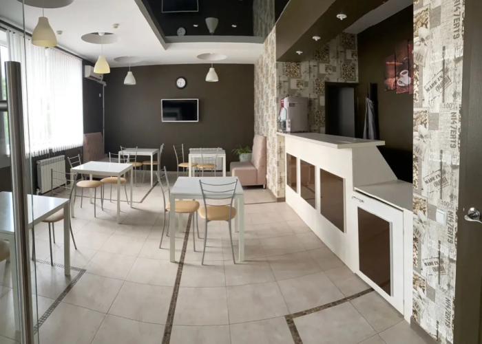Leks Hotel