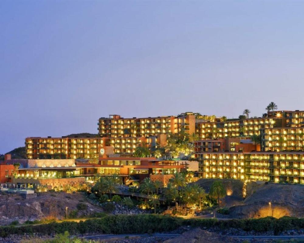 Salobre Hotel Resort & Serenity