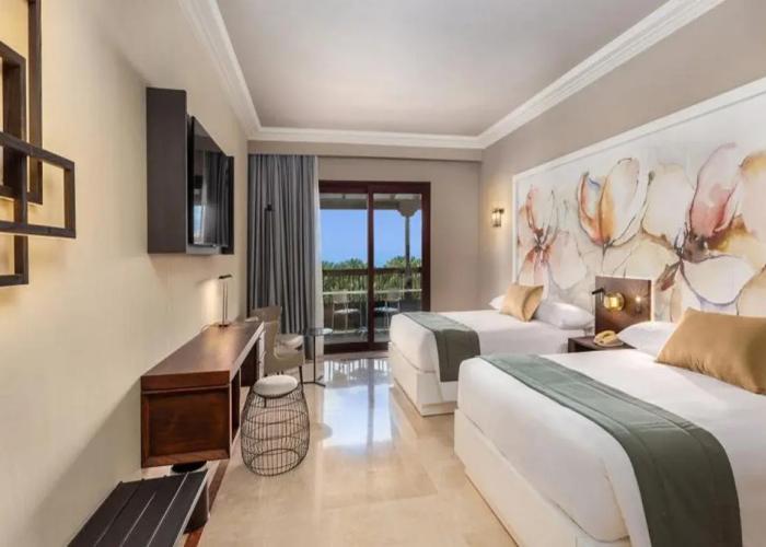 Unique Club at Lopesan Costa Meloneras Resort