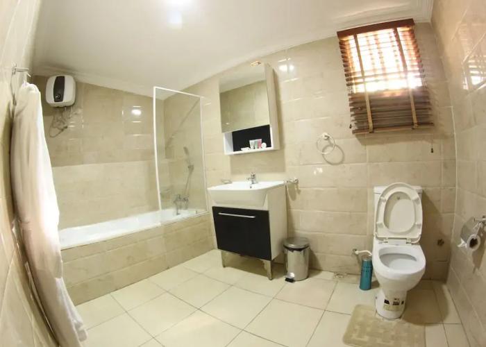 Celia's Suites