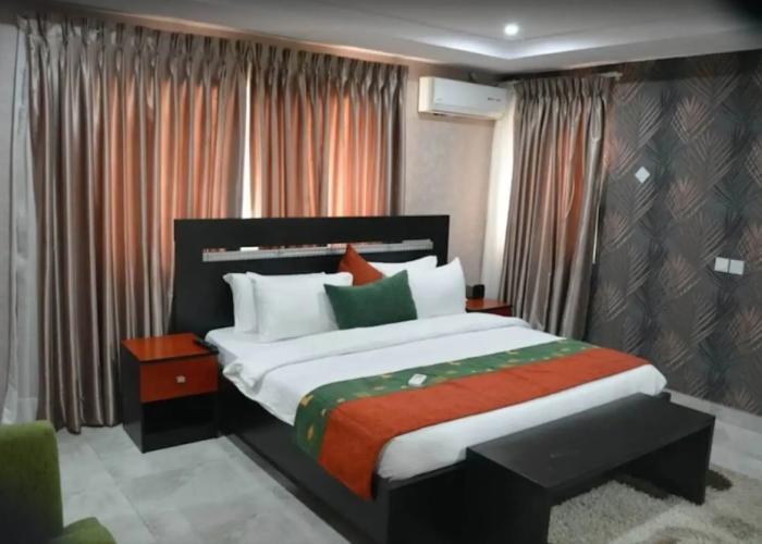 Mitros Residences