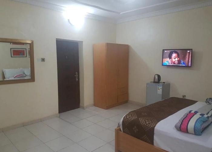 Hallmark Suites - Abeokuta