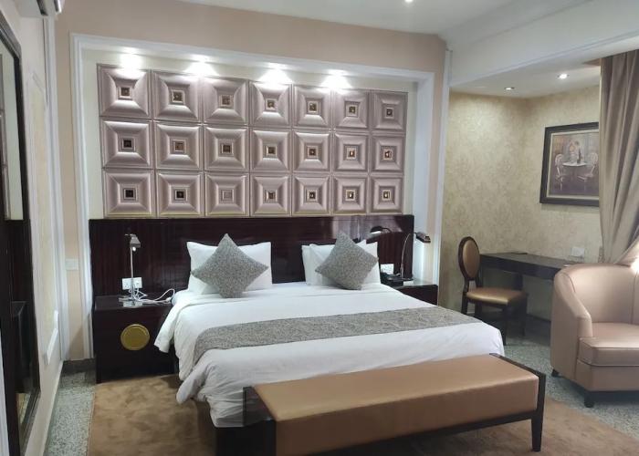 Conference Hotel