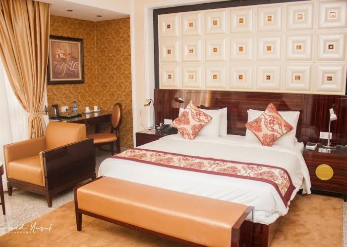 Conference Hotel