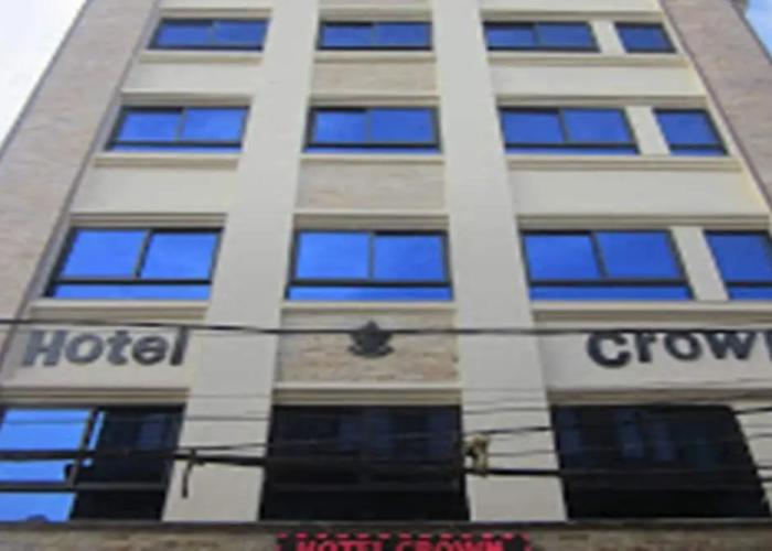 Hotel Crown