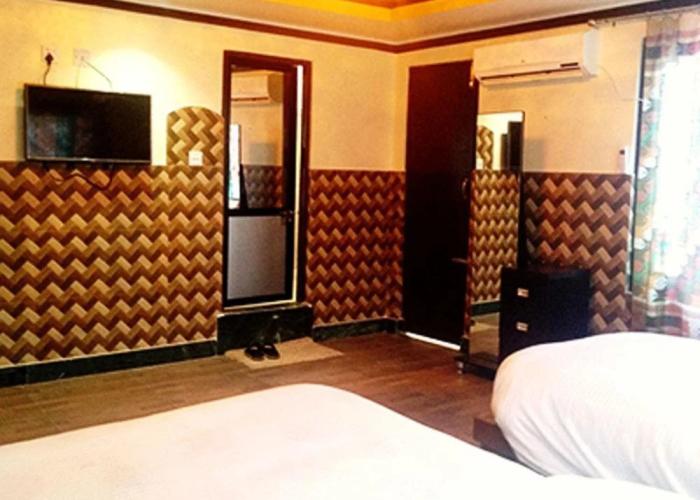Hotel Crown