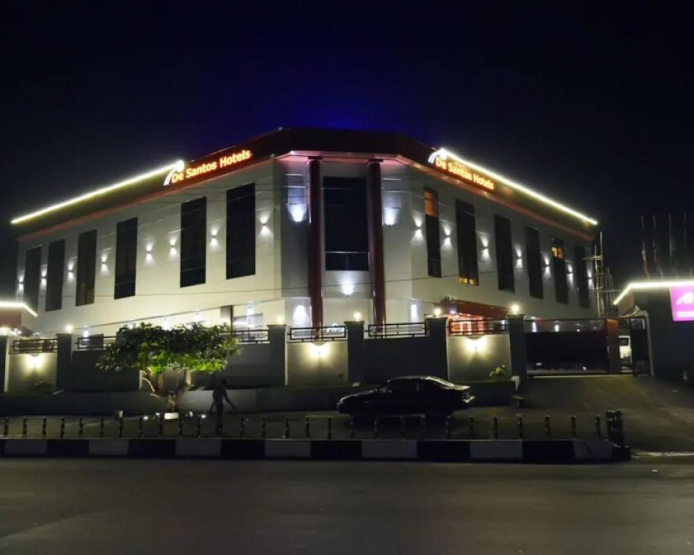 De Santos Hotel Awka
