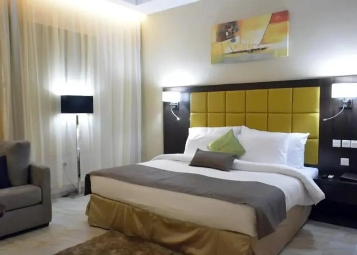 De Santos Hotel Awka