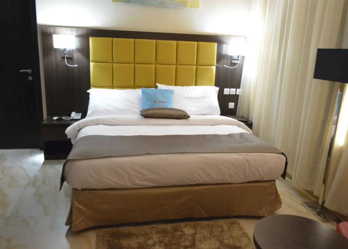 De Santos Hotel Awka