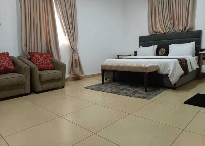 Eleventh House Hotel and Suites