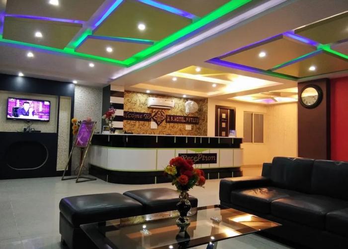 M S Hotel