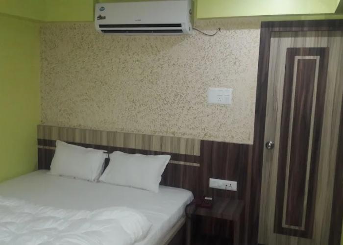 M S Hotel