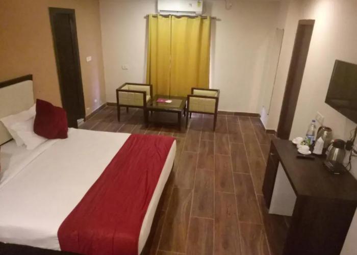 Chinmaye Inn