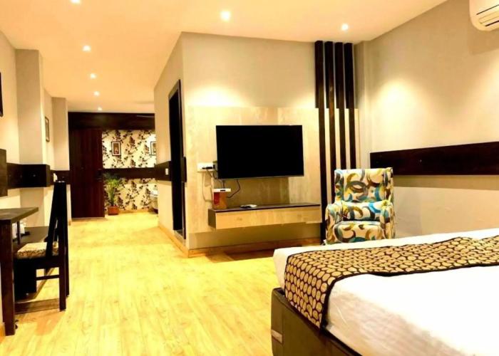 Hotel Radiance