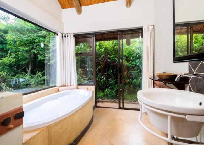 Leopard Walk Lodge