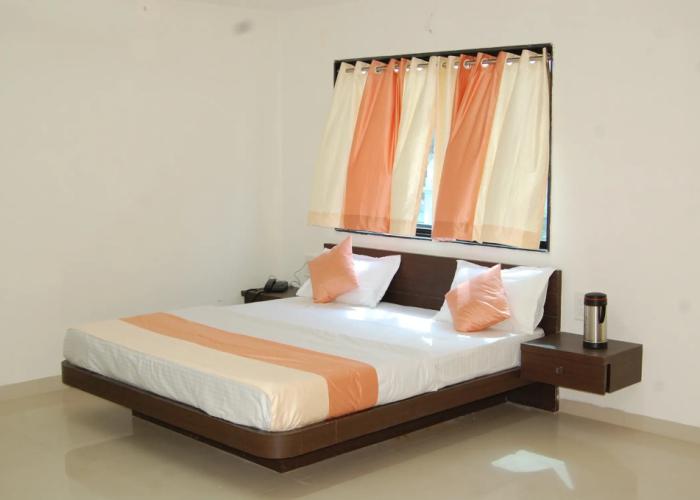 Parth Executive Hotel