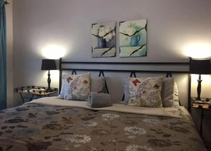 Hlulala Guesthouse