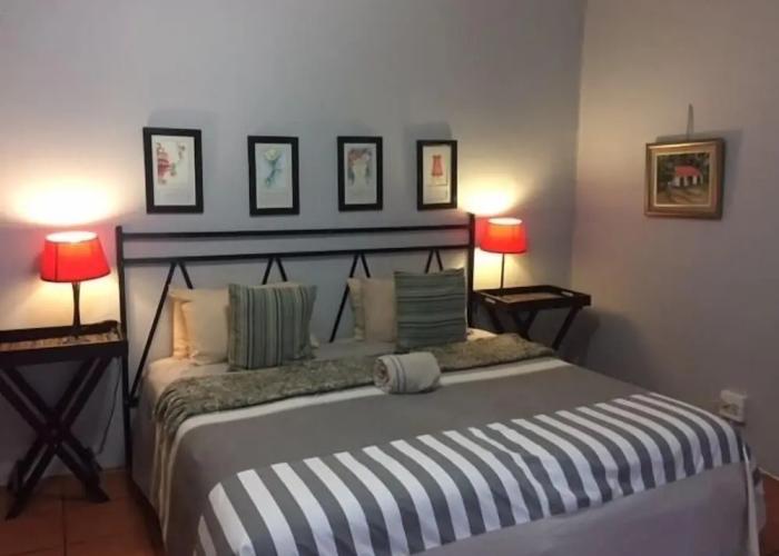 Hlulala Guesthouse