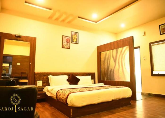 Hotel Saroj Sagar - Sagar
