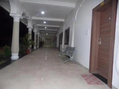 Hotel Royal Palace - Sagar