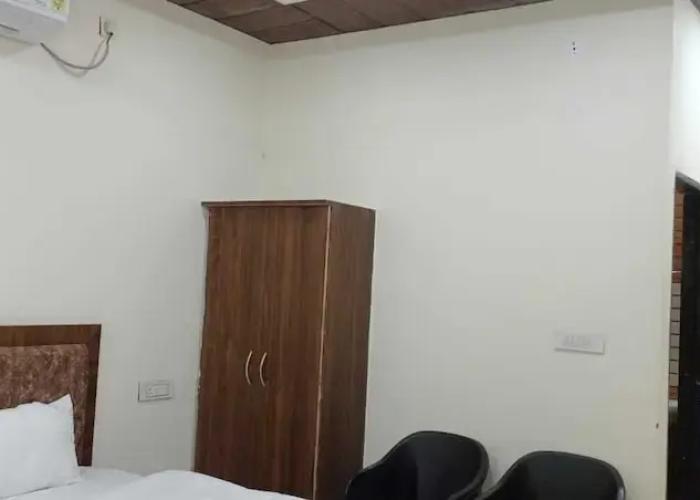 Hotel Royal Sagar By GRB