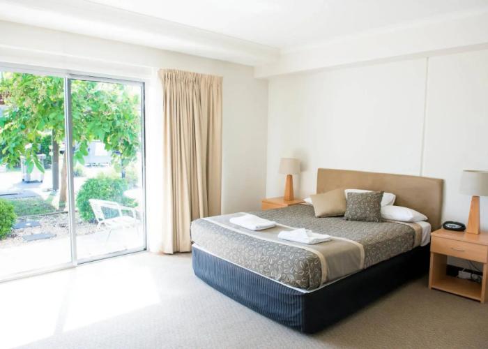 Capella Coach Inn
