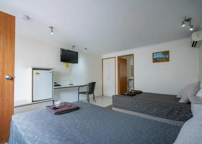 Capella Hotel Motel