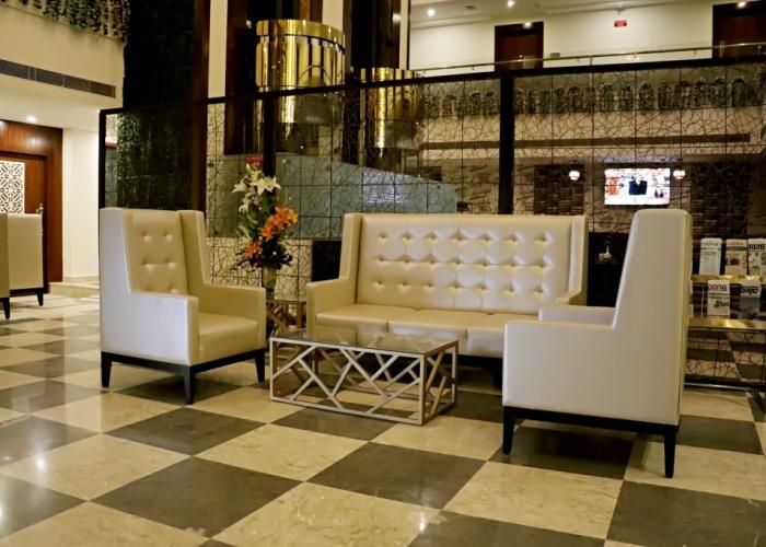 Hotel the Grand SIBA
