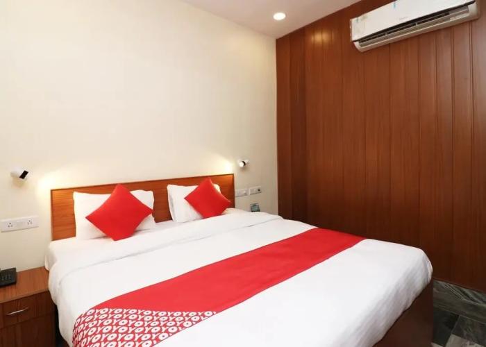 OYO Flagship 23709 Hotel Meerut International