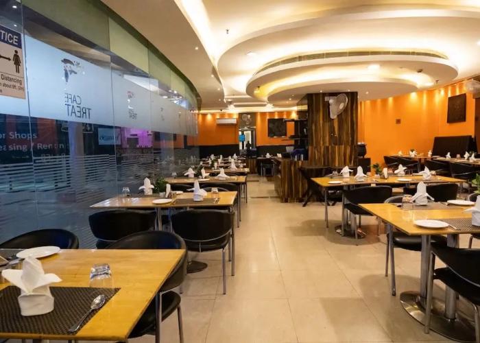 Hotel Hyphen Premier Meerut