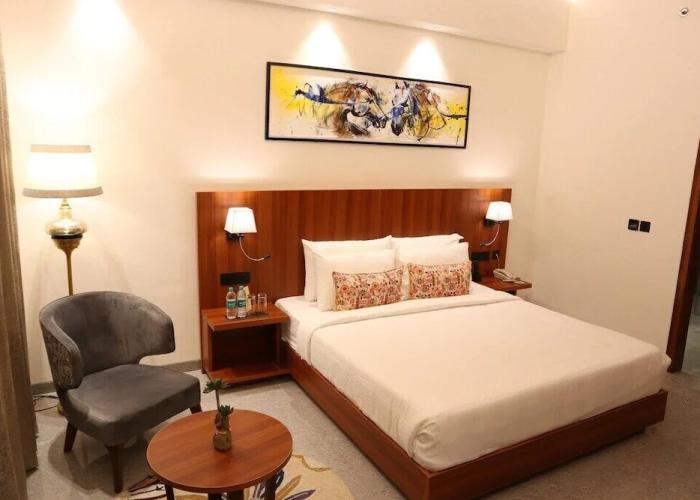 Mars Resorts