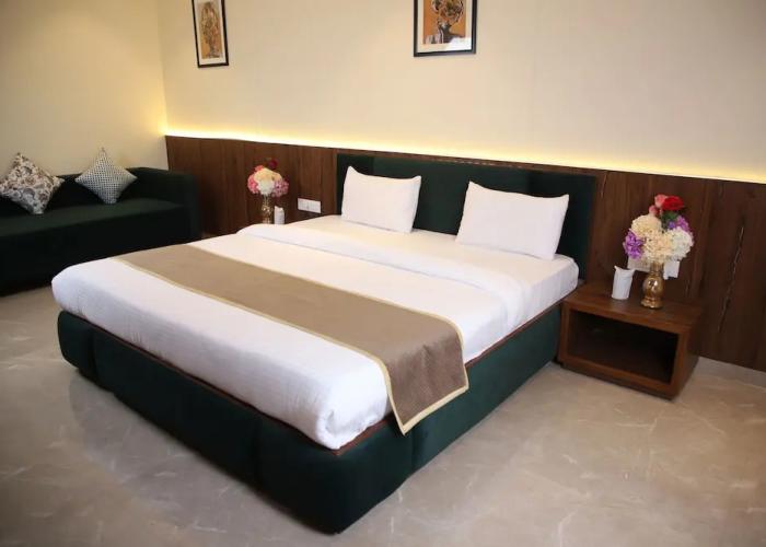 Pink Villa Boutique Hotel