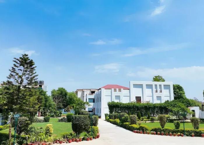 Pink Villa Boutique Hotel