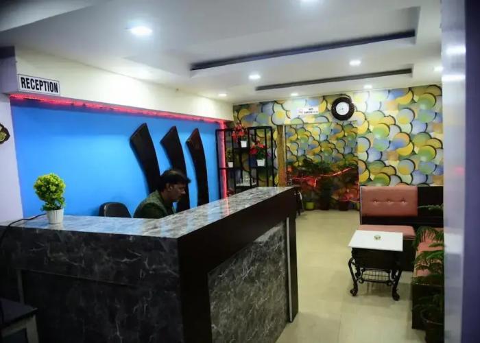 Aatithi Hotel By GRB