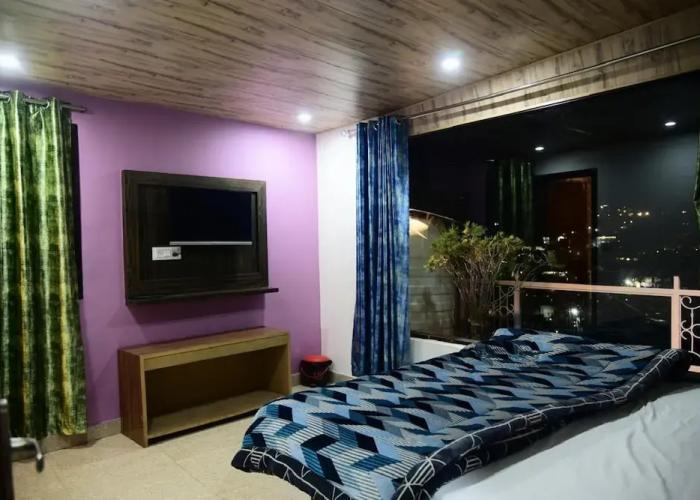 Aatithi Hotel By GRB