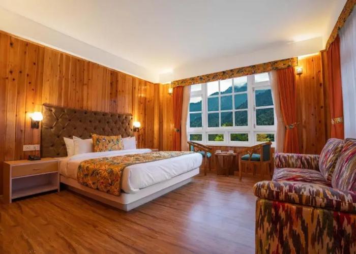 Summit Gangchen Hotel