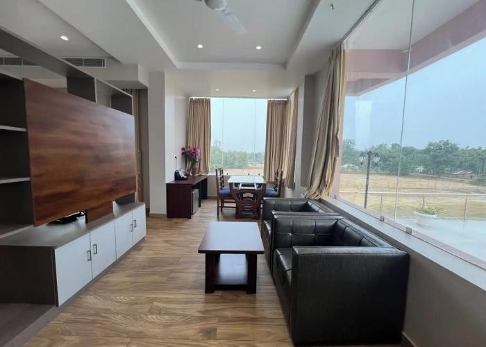 Finns Weaver Resort Kaziranga