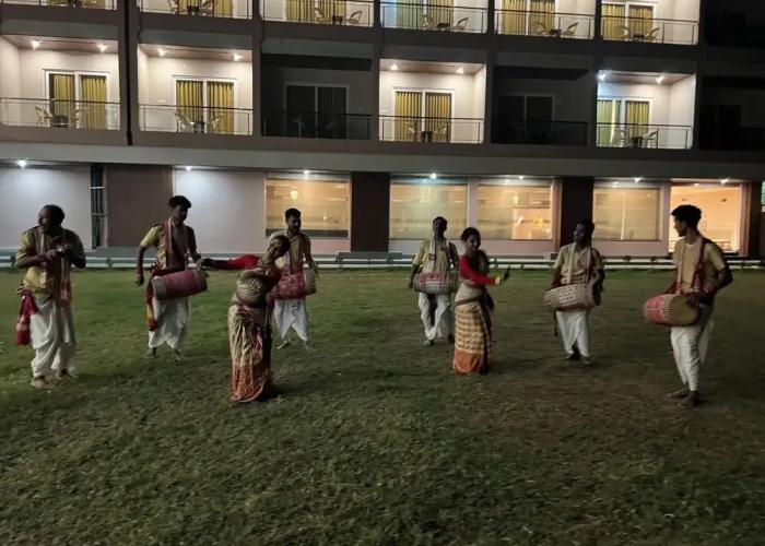Finns Weaver Resort Kaziranga