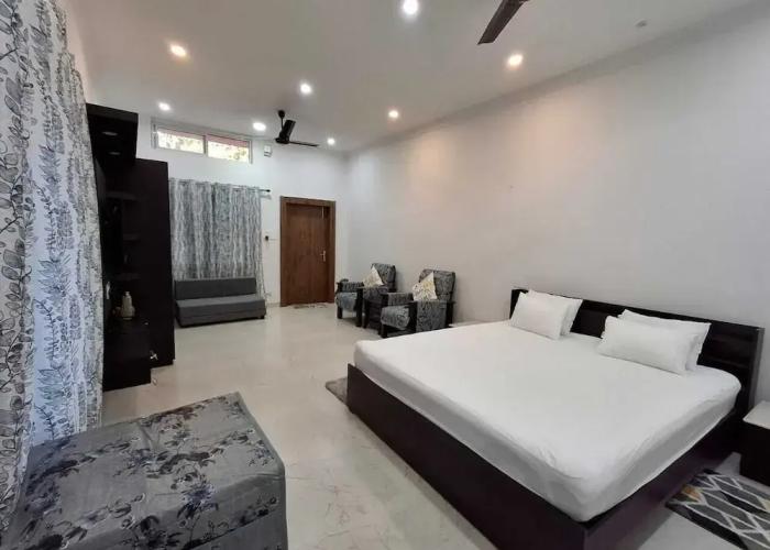 Ejaar Homestay