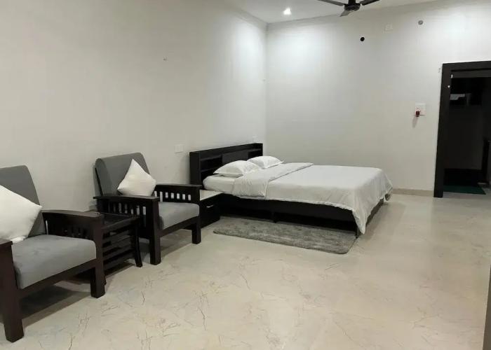 Ejaar Homestay