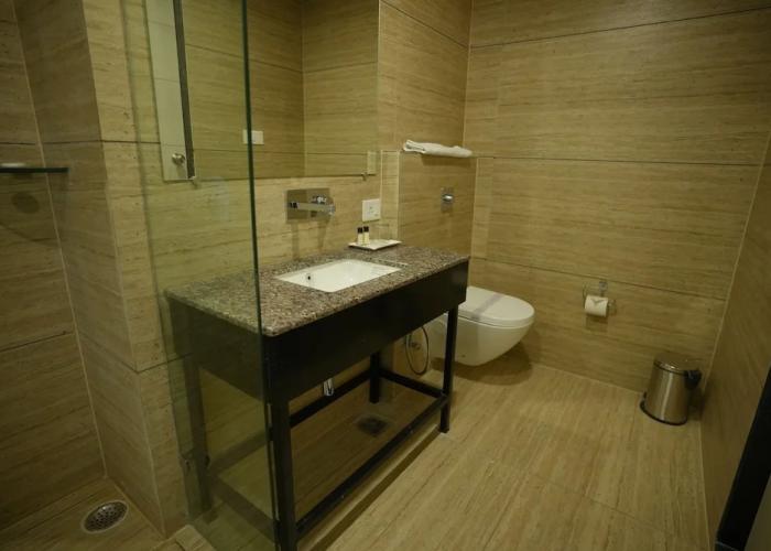 Hotel Makhan Vihar