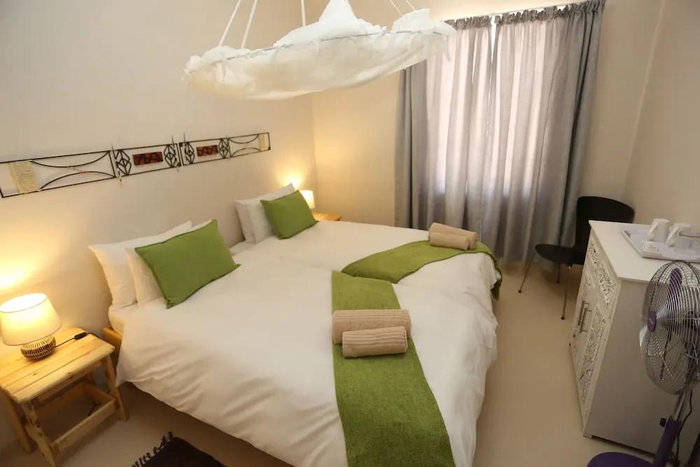 фото Orange House Self-Catering