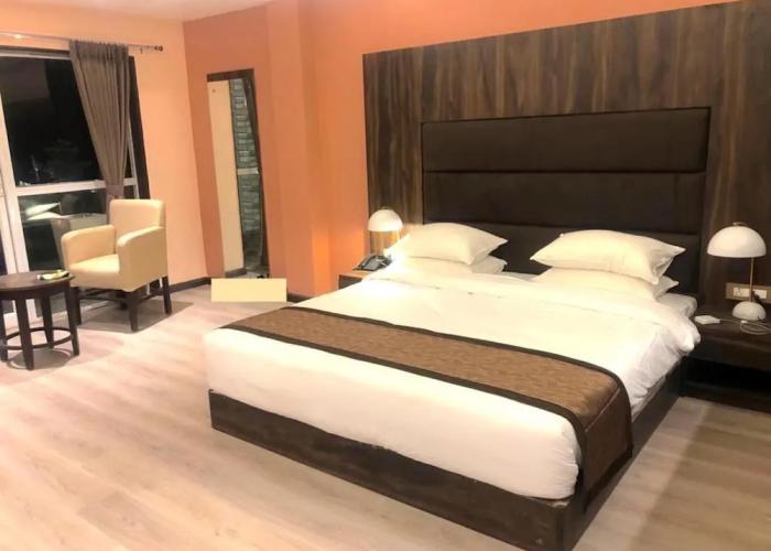 Jewel Kongchen Retreat & Spa