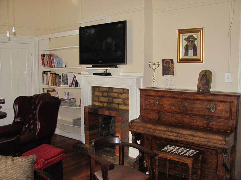 Stellar Dust Guest House