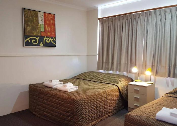 The Commercial Hotel Motel